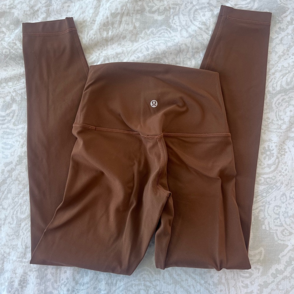 Lululemon - 25’ aligns